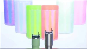 Naša čaša za kavu od 30 oz izrađena je od visokog